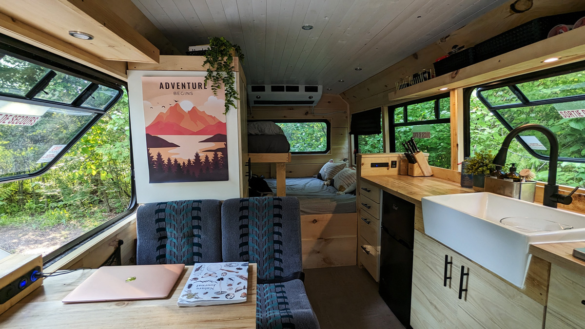 MainBusWithoutKids